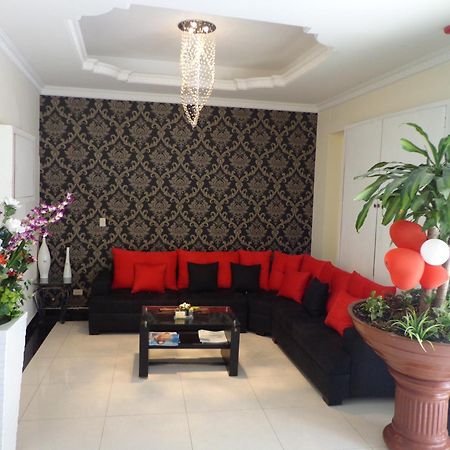 Hotel Flor de Liz Guayaquil Buitenkant foto
